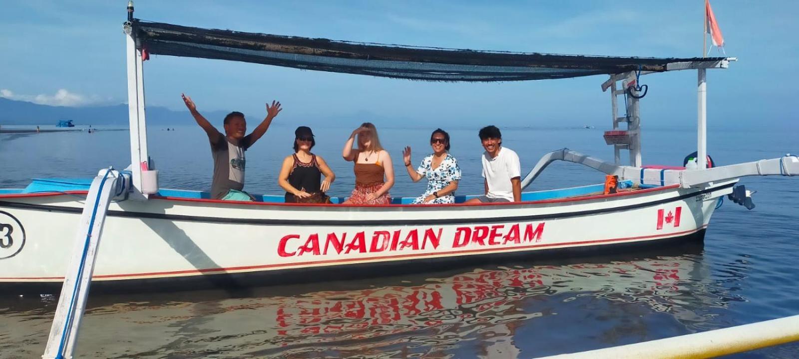 Padi-padi Pool * Trunyan